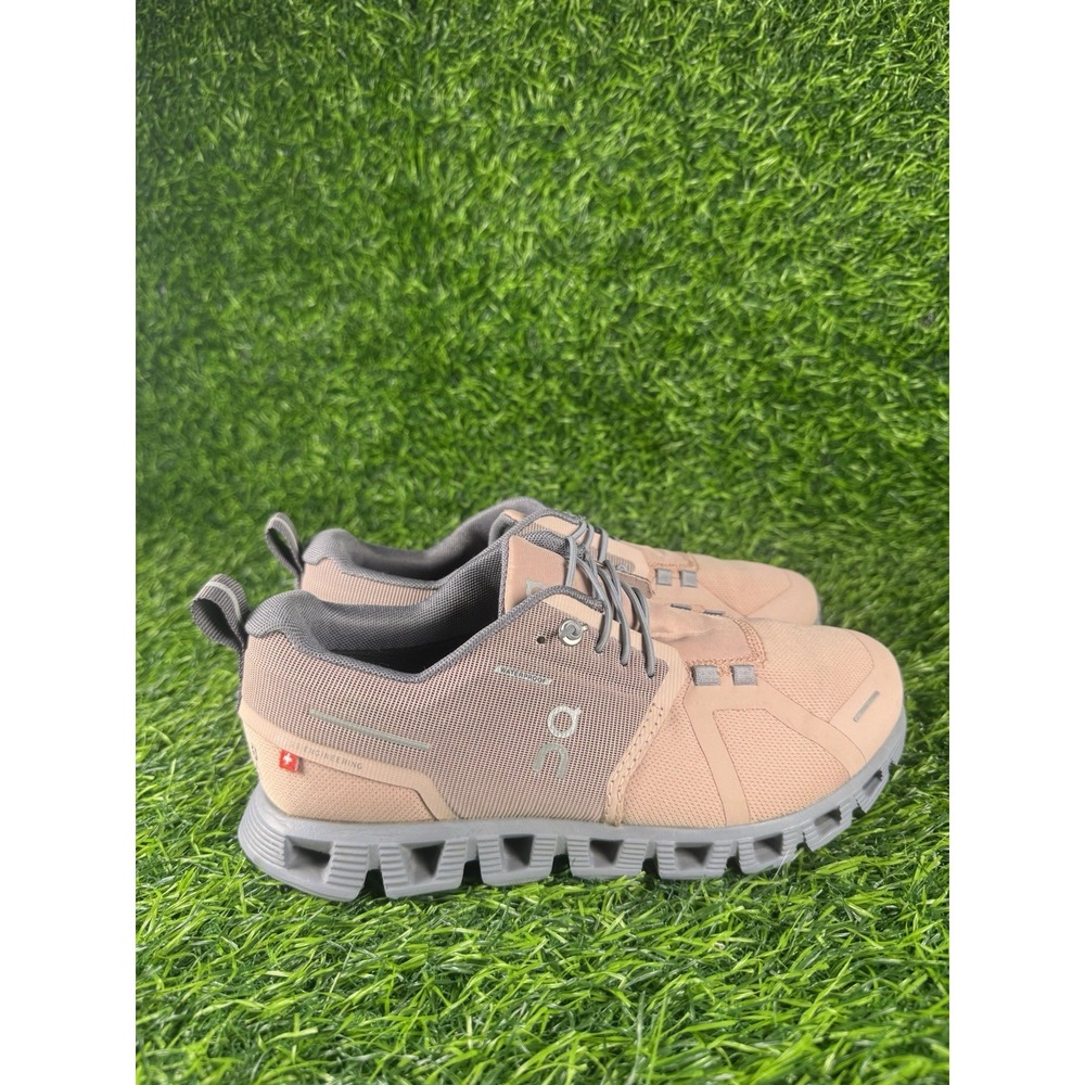 On Cloud 5 Waterproof Rose Lunar Womens Running Shoes 6.5 Pink 59.98527